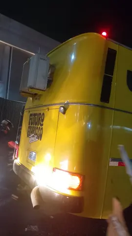 Registro dos participantes durante a manifestação em frente à Globo